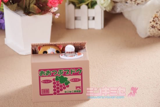 Itazura Kitty Coin Bank